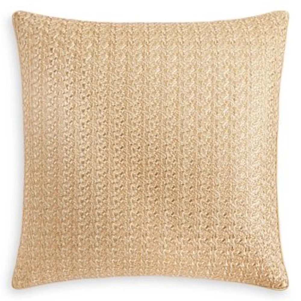 Hudson Park Ethereal Complete Queen Bedding Set 7 items.